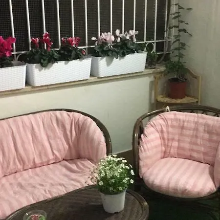 Flores Feriehus Bari